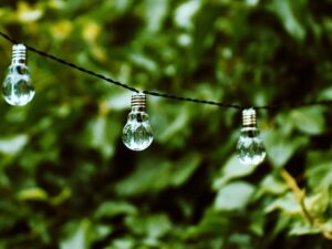 lightbulb 4379275 640